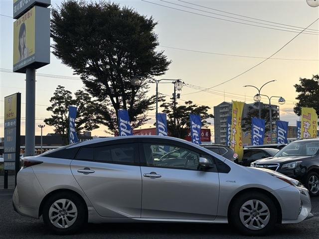 トヨタ プリウス １．８ Ｓ H28年 (東北) 99