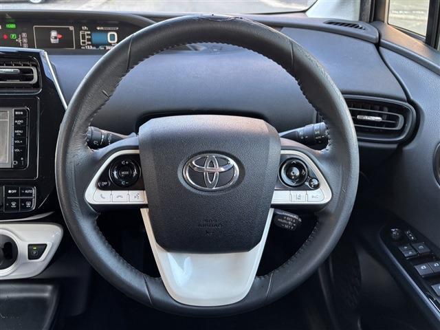 トヨタ プリウス １．８ Ｓ H28年 (東北) 99