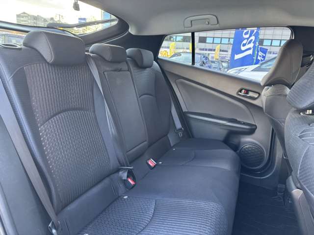 トヨタ プリウス １．８ Ｓ H28年 (東北) 99