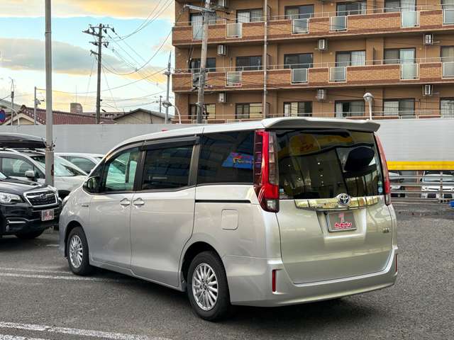 トヨタ ノア １．８ ハイブリッド Ｇ H28年 (東北) 99