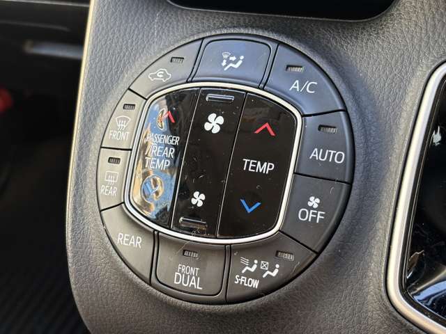 トヨタ ノア １．８ ハイブリッド Ｇ H28年 (東北) 99