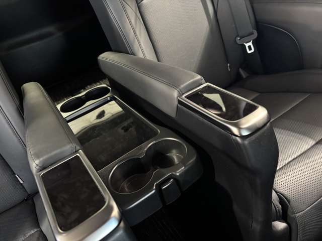 トヨタ アルファード　ハイブリッド ハイブリッド ２．５ ＳＲ Ｃパッケージ Ｅ－ＦＯＵＲ ４ＷＤ R5年 (東北) 99