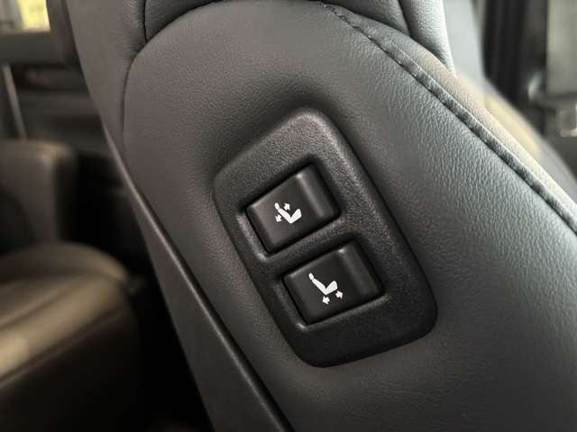 トヨタ アルファード　ハイブリッド ハイブリッド ２．５ ＳＲ Ｃパッケージ Ｅ－ＦＯＵＲ ４ＷＤ R5年 (東北) 99