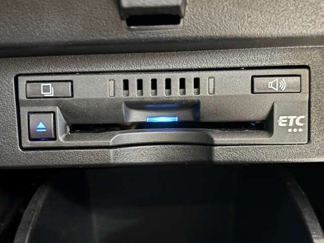 トヨタ アルファード　ハイブリッド ハイブリッド ２．５ ＳＲ Ｃパッケージ Ｅ－ＦＯＵＲ ４ＷＤ R5年 (東北) 99