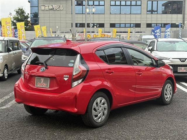 トヨタ アクア １．５ Ｓ R1年 (東北) 99