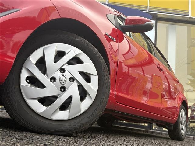 トヨタ アクア １．５ Ｓ R1年 (東北) 99