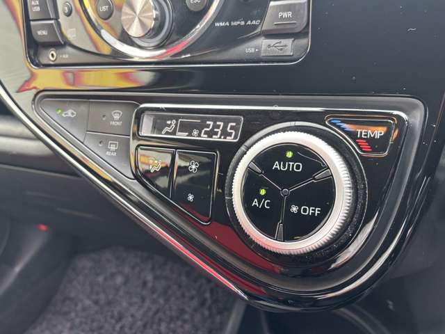 トヨタ アクア １．５ Ｓ R1年 (東北) 99