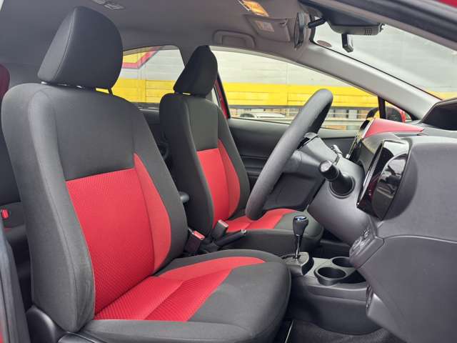 トヨタ アクア １．５ Ｓ R1年 (東北) 99