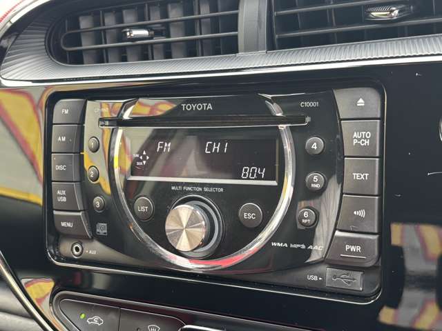 トヨタ アクア １．５ Ｓ R1年 (東北) 99