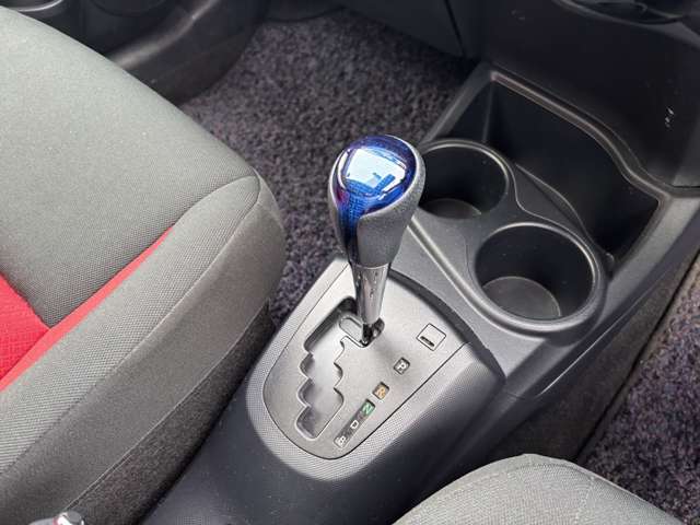 トヨタ アクア １．５ Ｓ R1年 (東北) 99