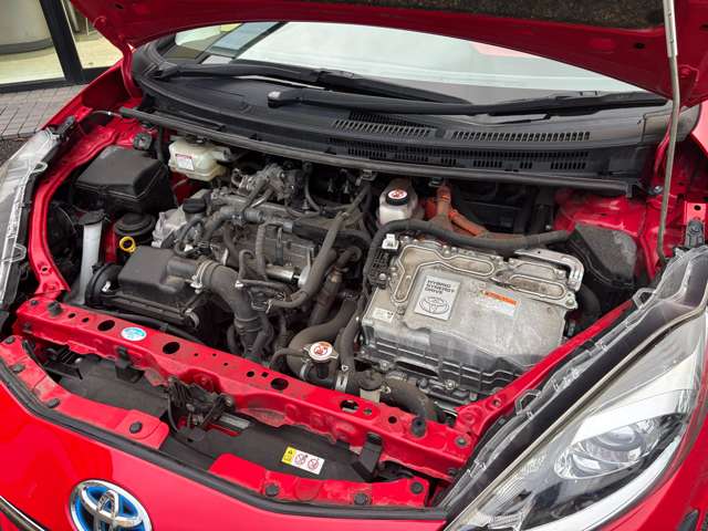 トヨタ アクア １．５ Ｓ R1年 (東北) 99