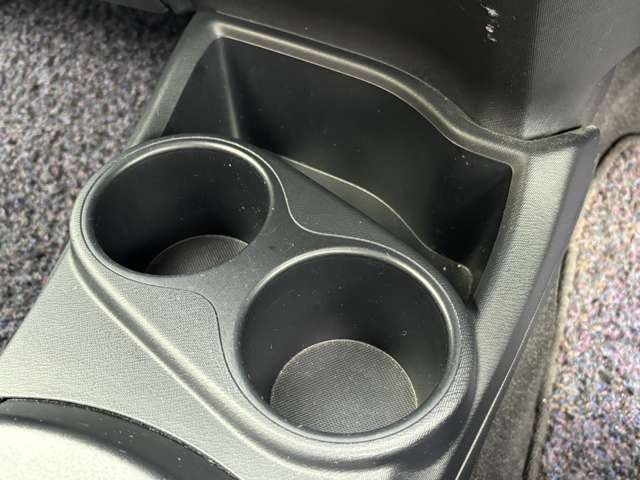 トヨタ アクア １．５ Ｓ R1年 (東北) 99