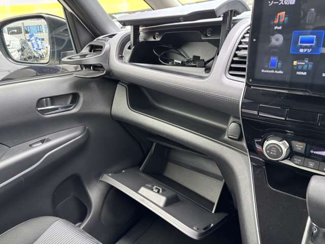 日産 セレナ ２．０ ハイウェイスター Ｖ R2年 (東北) 99