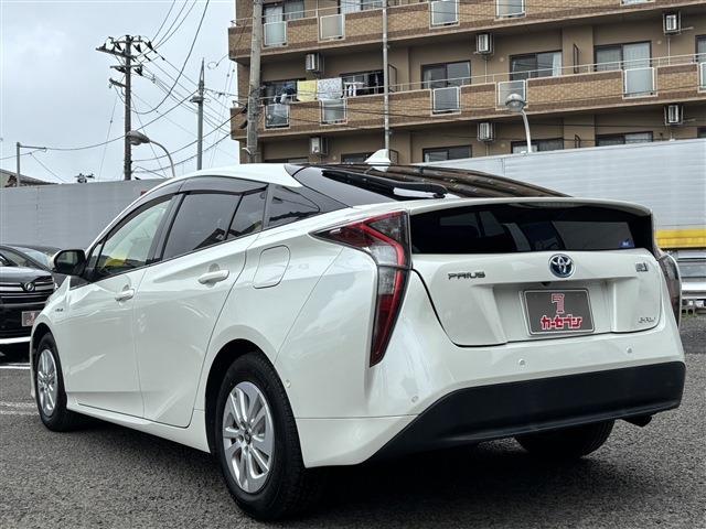 トヨタ プリウス １．８ Ｓ セーフティ プラス Ｅ－ＦＯＵＲ ４ＷＤ H29年 (東北) 99
