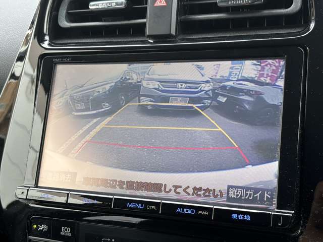 トヨタ プリウス １．８ Ｓ セーフティ プラス Ｅ－ＦＯＵＲ ４ＷＤ H29年 (東北) 99