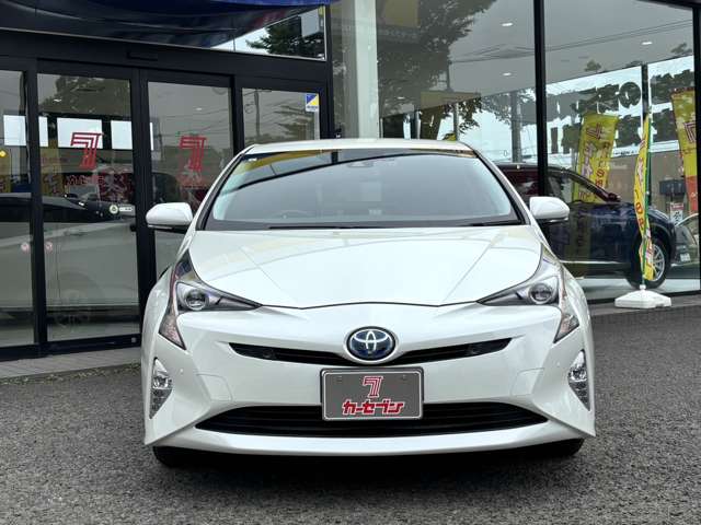 トヨタ プリウス １．８ Ｓ セーフティ プラス Ｅ－ＦＯＵＲ ４ＷＤ H29年 (東北) 99