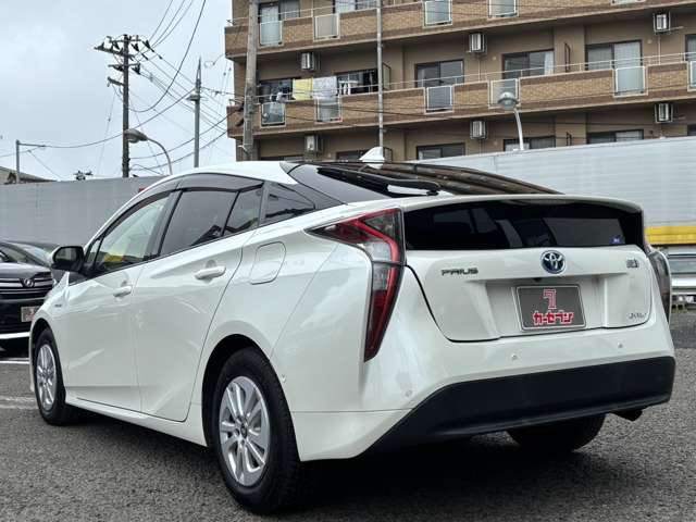 トヨタ プリウス １．８ Ｓ セーフティ プラス Ｅ－ＦＯＵＲ ４ＷＤ H29年 (東北) 99