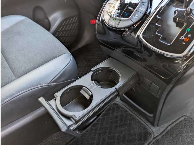 トヨタ ノア ２．０ ＳＩ ＷＸＢ H30年 (東北) 99