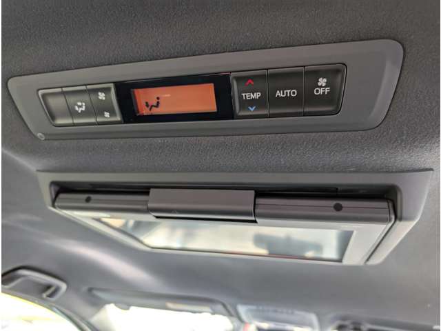 トヨタ ノア ２．０ ＳＩ ＷＸＢ H30年 (東北) 99