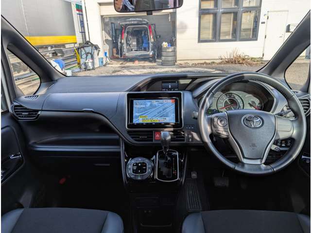 トヨタ ノア ２．０ ＳＩ ＷＸＢ H30年 (東北) 99