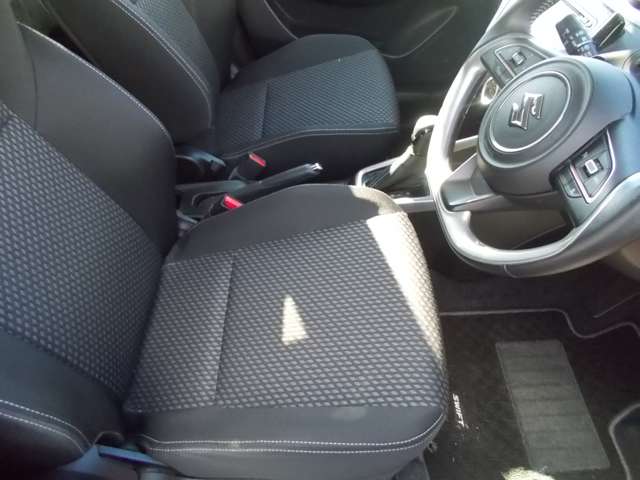 スズキ スイフト １．２ ハイブリッド ＲＳ セーフティパッケージ装着車 ４ＷＤ H29年 (東北) 99