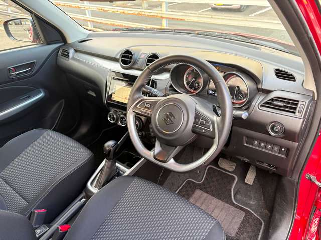 スズキ スイフト １．２ ハイブリッド ＲＳ セーフティパッケージ装着車 ４ＷＤ H29年 (東北) 99