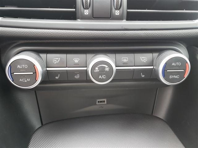 アルファロメオ ジュリア ヴェローチェ ４ＷＤ H30年 (東北) 99