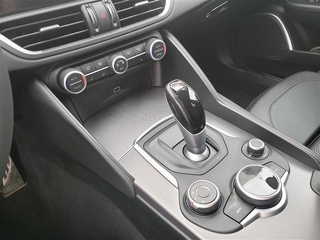 アルファロメオ ジュリア ヴェローチェ ４ＷＤ H30年 (東北) 99