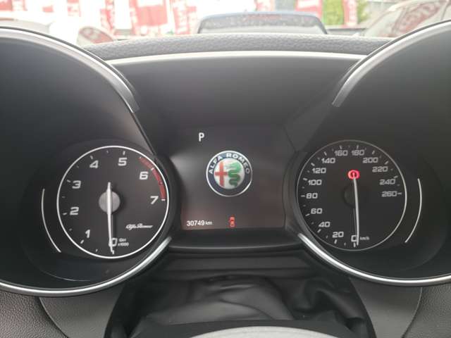 アルファロメオ ジュリア ヴェローチェ ４ＷＤ H30年 (東北) 99