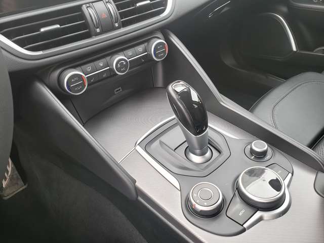 アルファロメオ ジュリア ヴェローチェ ４ＷＤ H30年 (東北) 99