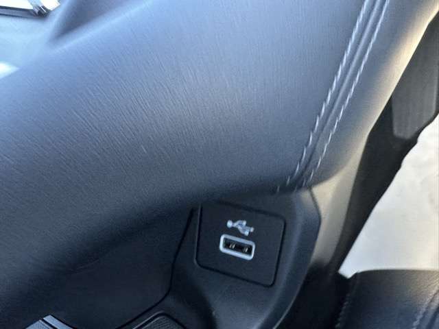 ホンダ ＺＲ－Ｖ ２．０ Ｅ：ＨＥＶ Ｚ R7年 (東海) 99