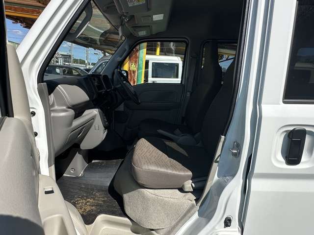 日産 ＮＶ１００クリッパー ６６０ ＤＸ ハイルーフ ５ＡＧＳ車 ４ＷＤ R5年 (東海) 99