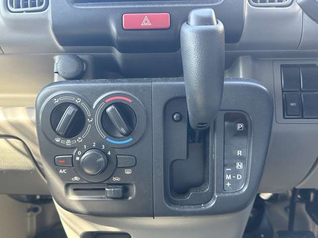 日産 ＮＶ１００クリッパー ６６０ ＤＸ ハイルーフ ５ＡＧＳ車 ４ＷＤ R5年 (東海) 99