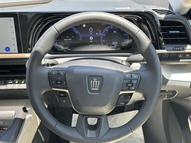 トヨタ クラウン　クロスオーバー　ハイブリッド ２．５ Ｇ アドバンスト レザー パッケージ Ｅ－ＦＯＵＲ ４ＷＤ R5年 (東海) 99