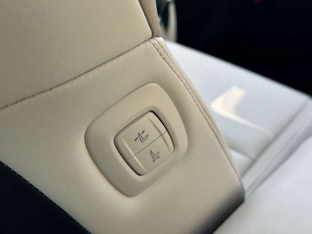 トヨタ クラウン　クロスオーバー　ハイブリッド ２．５ Ｇ アドバンスト レザー パッケージ Ｅ－ＦＯＵＲ ４ＷＤ R5年 (東海) 99