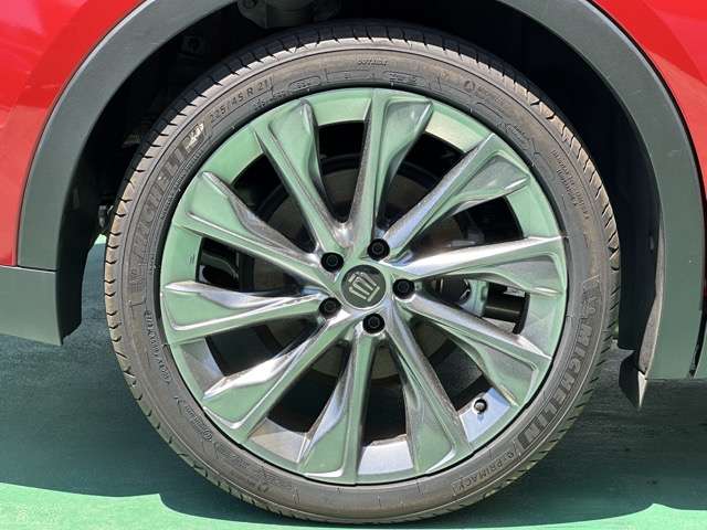 トヨタ クラウン　クロスオーバー　ハイブリッド ２．５ Ｇ アドバンスト レザー パッケージ Ｅ－ＦＯＵＲ ４ＷＤ R5年 (東海) 99