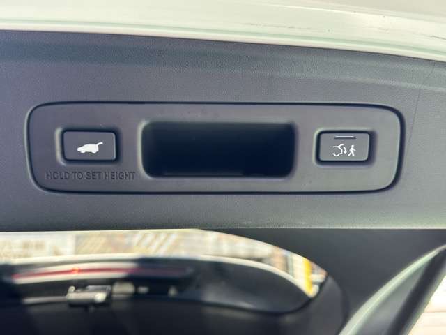 ホンダ ＺＲ－Ｖ ２．０ Ｅ：ＨＥＶ Ｚ ４ＷＤ R5年 (東海) 99