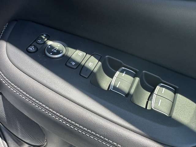 ホンダ ＺＲ－Ｖ ２．０ Ｅ：ＨＥＶ Ｚ R5年 (東海) 99