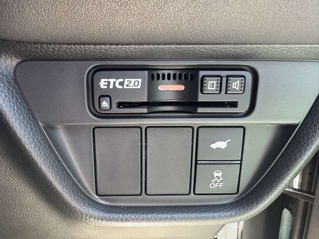 ホンダ ＺＲ－Ｖ ２．０ Ｅ：ＨＥＶ Ｚ R5年 (東海) 99