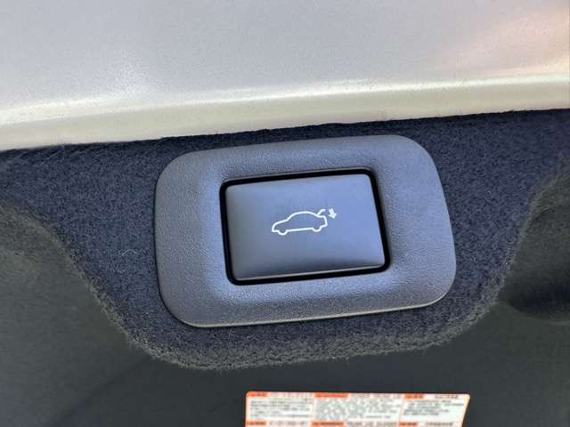 トヨタ クラウン　クロスオーバー　ハイブリッド ２．４ ＲＳ アドバンスト Ｅ－ＦＯＵＲ ＡＤＶＡＮＣＥＤ ４ＷＤ R5年 (東海) 99