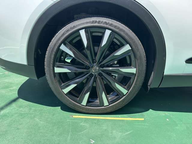 トヨタ クラウン　クロスオーバー　ハイブリッド ２．４ ＲＳ アドバンスト Ｅ－ＦＯＵＲ ＡＤＶＡＮＣＥＤ ４ＷＤ R5年 (東海) 99