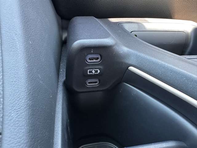 トヨタ クラウン　クロスオーバー　ハイブリッド ２．４ ＲＳ アドバンスト Ｅ－ＦＯＵＲ ＡＤＶＡＮＣＥＤ ４ＷＤ R5年 (東海) 99