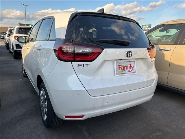 ホンダ フィット　ハイブリッド １．５ Ｅ：ＨＥＶ ホーム R6年 (東海) 99