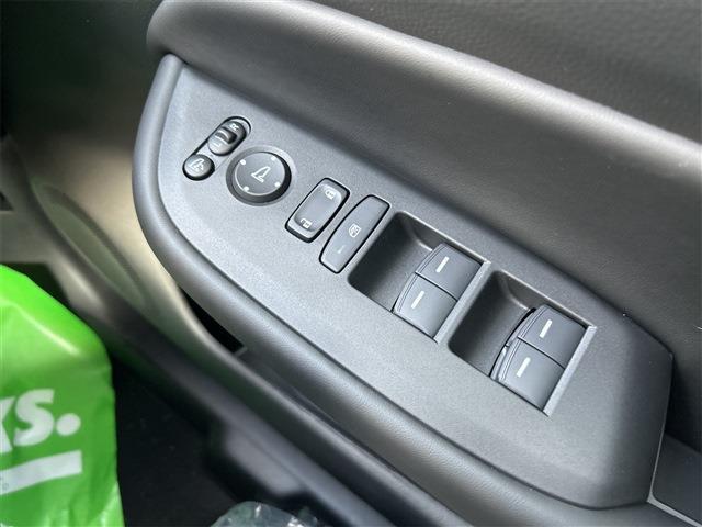 ホンダ フィット　ハイブリッド １．５ Ｅ：ＨＥＶ ホーム R6年 (東海) 99