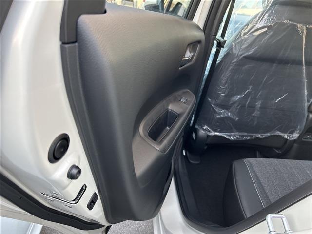 ホンダ フィット　ハイブリッド １．５ Ｅ：ＨＥＶ ホーム R6年 (東海) 99