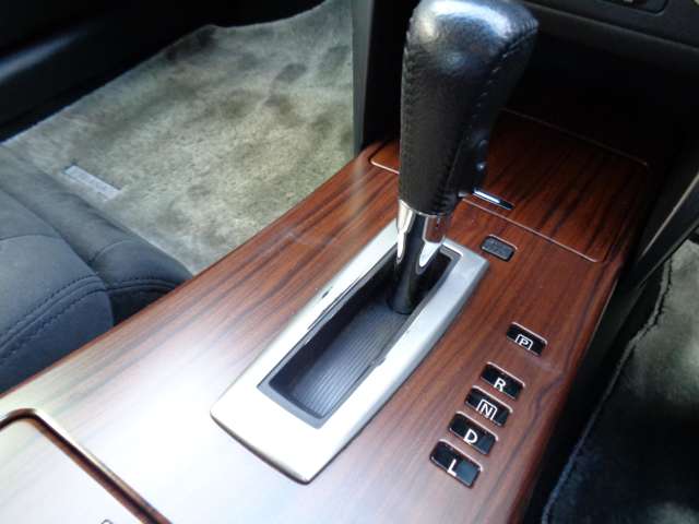 日産 ティアナ ２．５ ２５０ＸＬ ＦＯＵＲ ４ＷＤ H22年 () 99