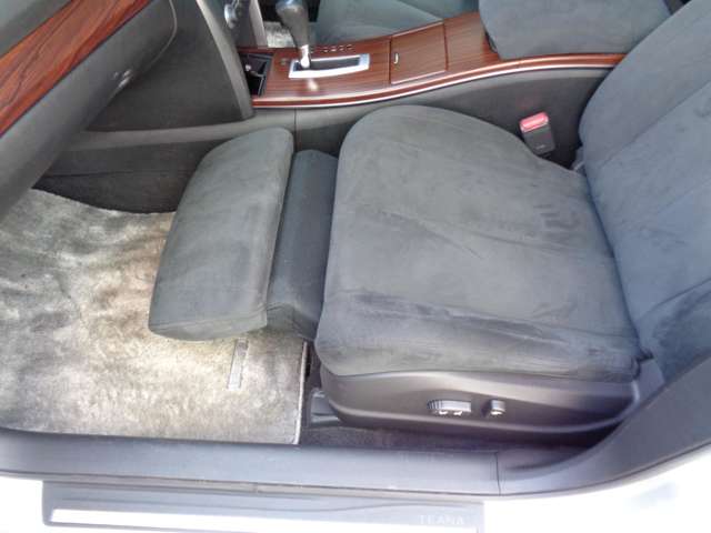 日産 ティアナ ２．５ ２５０ＸＬ ＦＯＵＲ ４ＷＤ H22年 () 99