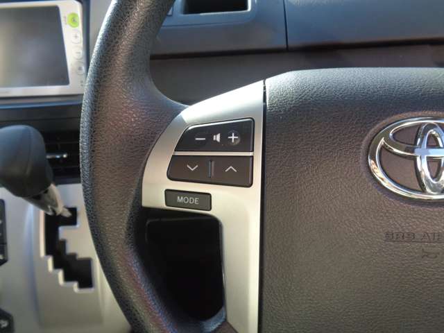 トヨタ ノア ２．０ Ｘ Ｌセレクション H24年 (中国) 99