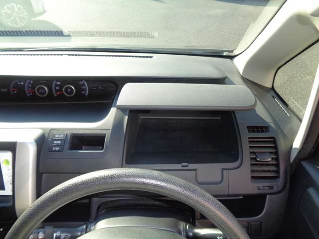 トヨタ ノア ２．０ Ｘ Ｌセレクション H24年 (中国) 99