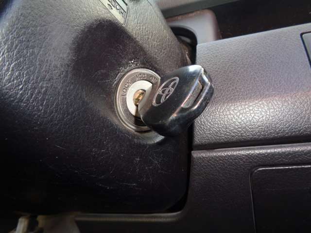 トヨタ ノア ２．０ Ｘ Ｌセレクション H24年 (中国) 99